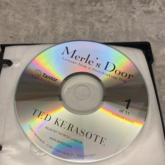 ⭐️4/$36⭐️ Merle’s Door Lessons from a  Freethinking Dog - Picture 2 of 5